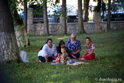 Priveghere în cinstea Sfântului Cuvios Ioan Iacob de la Neamț – 4 august 2020 / Foto: Bogdan Bulgariu