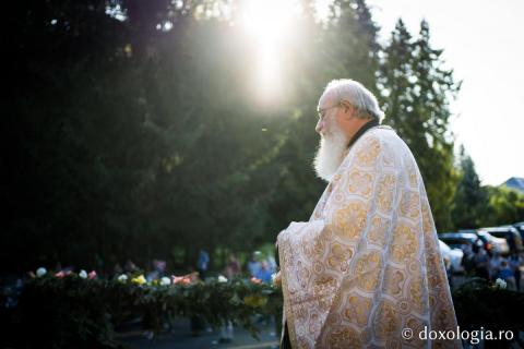 Priveghere în cinstea Sfântului Cuvios Ioan Iacob de la Neamț – 4 august 2020 / Foto: Bogdan Bulgariu