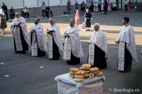Priveghere în cinstea Sfântului Cuvios Ioan Iacob de la Neamț – 4 august 2020 / Foto: Bogdan Bulgariu