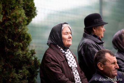 Glas de rugăciune și mărturisire, la Hramul Sfintei Cuvioase Parascheva – 2022 / Foto: Oana Nechifor