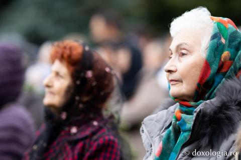 Glas de rugăciune și mărturisire, la Hramul Sfintei Cuvioase Parascheva – 2022 / Foto: Oana Nechifor