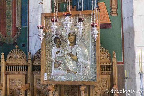 Priveghere la praznicul Schimbării la Față, la Mănăstirea Sihăstria / Foto: pr. Silviu Cluci