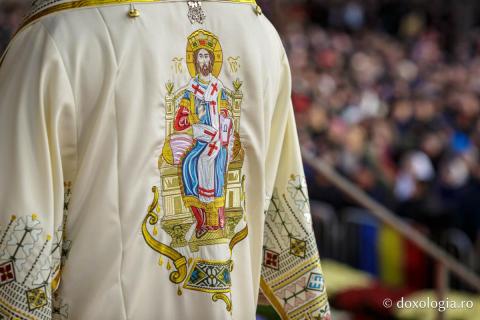 Binecuvântare arhierească la sărbătoarea Sfintei Cuvioase Parascheva – Soborul ierarhilor, 2025 / Foto: Claudiu Pântea