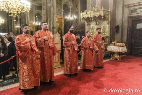 Priveghere în cinstea Sfântului Gheorghe la Catedrala Mitropolitană din Iași / Foto: pr. Silviu Cluci