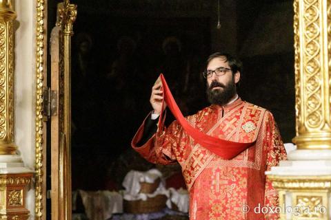 Priveghere în cinstea Sfântului Gheorghe la Catedrala Mitropolitană din Iași / Foto: pr. Silviu Cluci