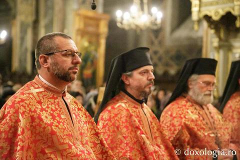 Priveghere în cinstea Sfântului Gheorghe la Catedrala Mitropolitană din Iași / Foto: pr. Silviu Cluci