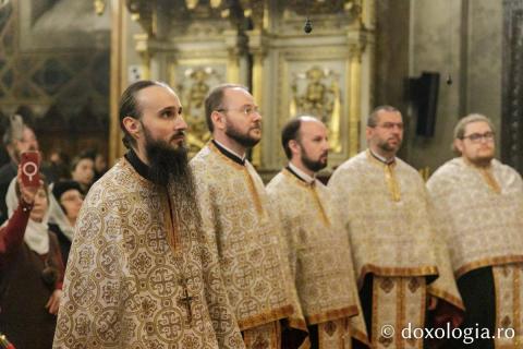 Priveghere în cinstea Sfântului Andrei la Catedrala Mitropolitană din Iași / Foto: pr. Silviu Cluci