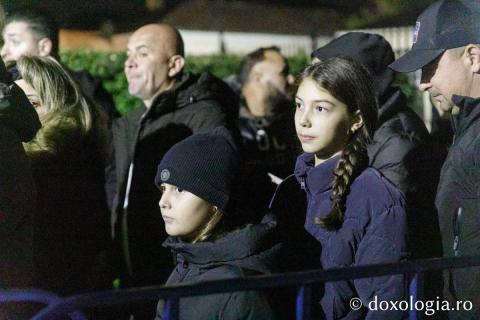 Slujba de priveghere în cinstea Sfintei Cuvioase Parascheva la Catedrala Mitropolitană din Iași / Foto: pr. Silviu Cluci