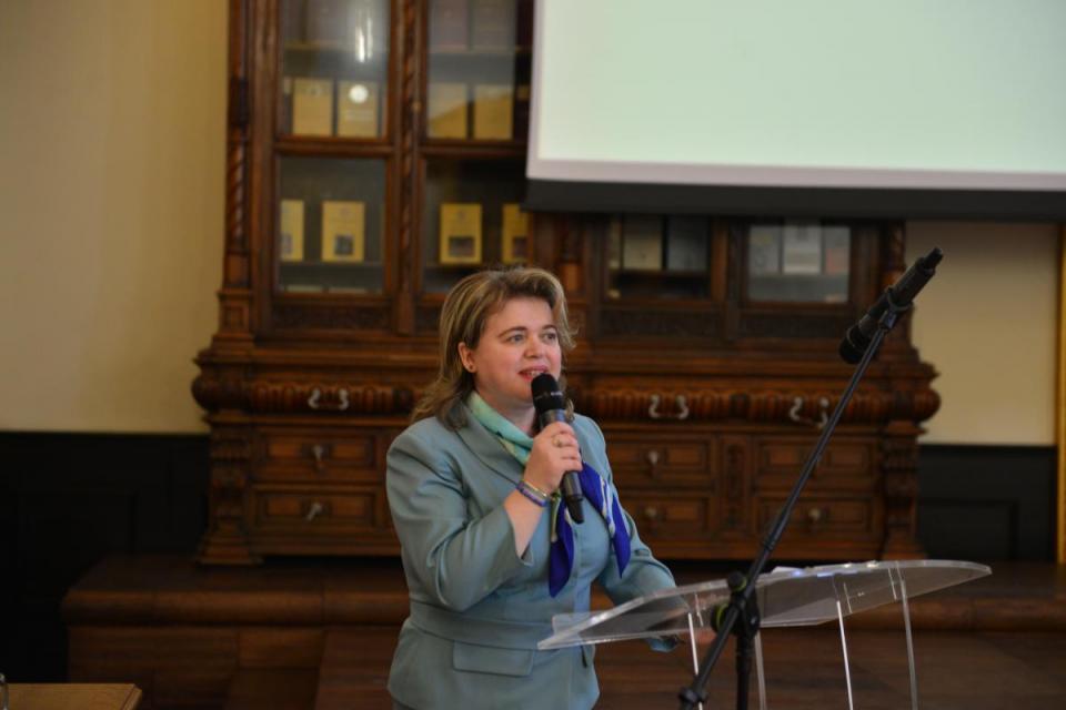 Prof. dr. Denisia Elena Mănoiu, inspector şcolar pentru religie în cadrul ISJ Iaşi