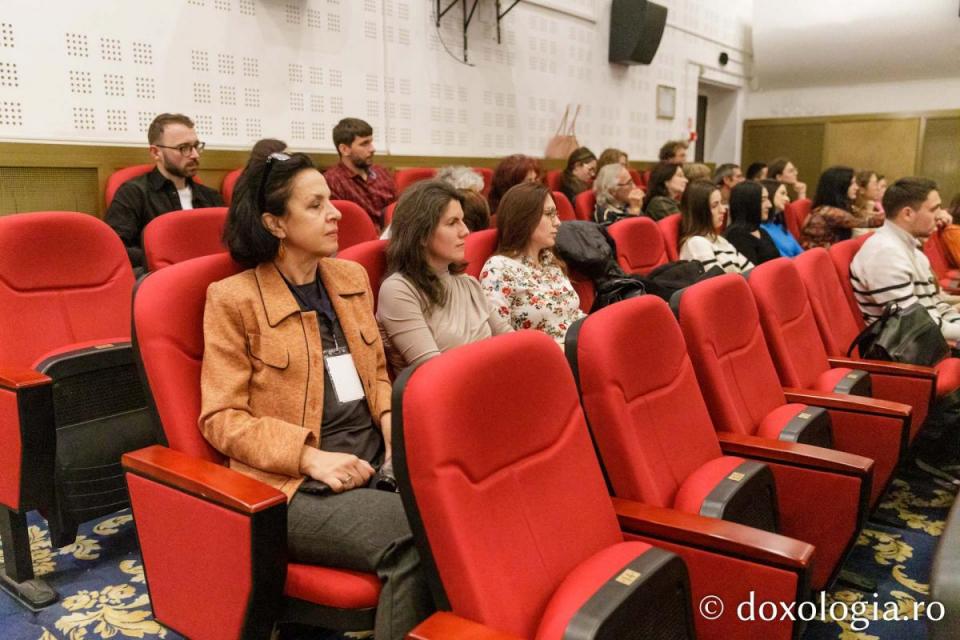 Proiecția filmului „Alexandra”. Regizor: Diana Angelson Busuioc / Foto: pr. Silviu Cluci