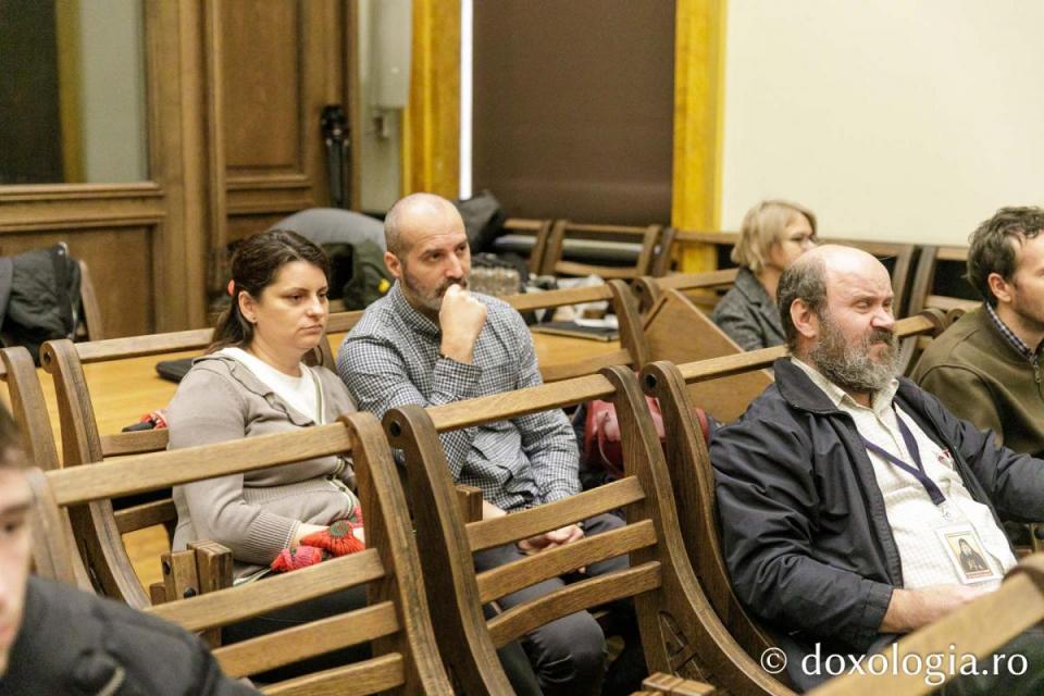 Proiecția filmului „Ter Chono. O poveste mongolă” / Foto: pr. Silviu Cluci