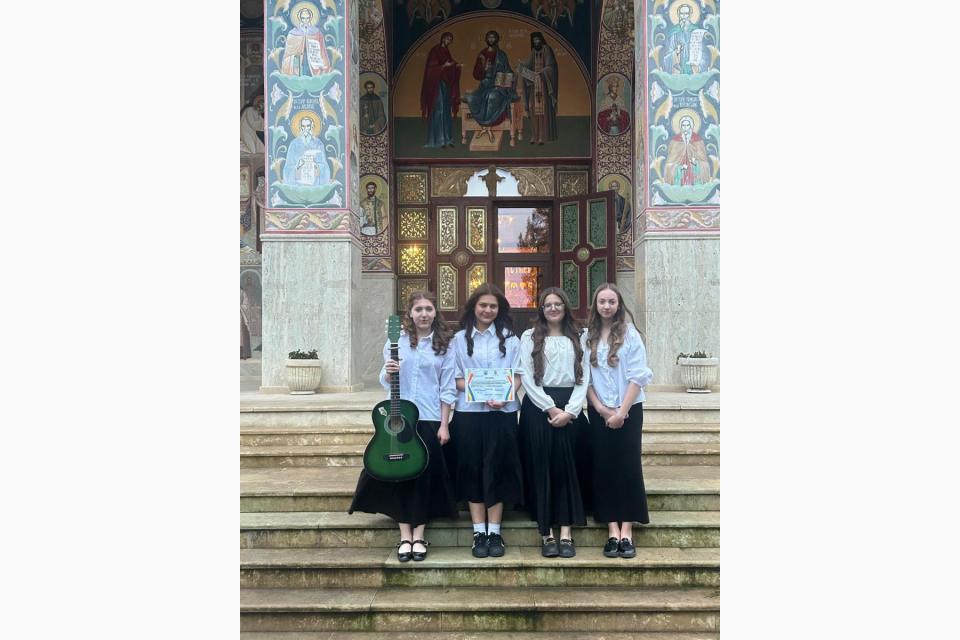 Seminarul de la Mănăstirea Neamț, pe podiumul culturii la „Noi suntem români”