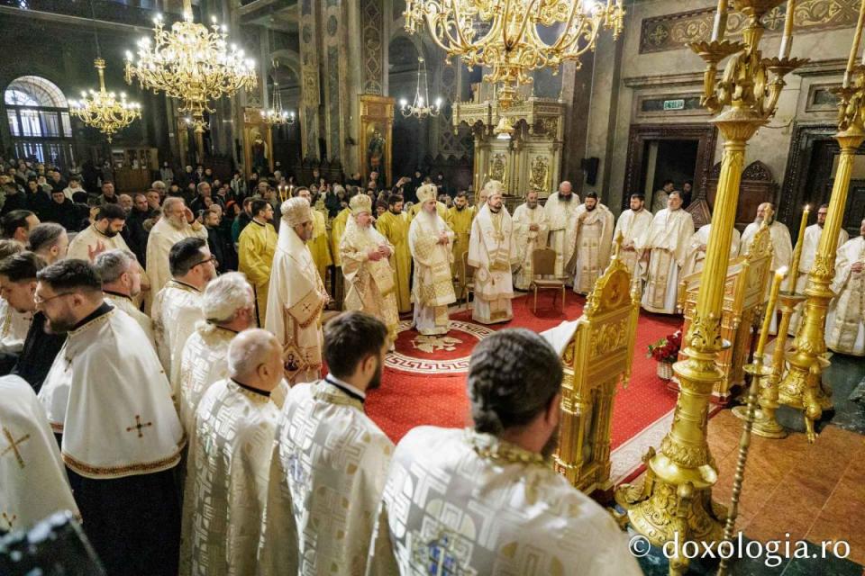 Sfântul Ierarh Iosif cel Milostiv, cinstit la Catedrala Mitropolitană din Iași: „Este numit astfel pentru că a fost bun în cuget, în inimă și în sufletul său” / Foto: Pr. Silviu Cluci