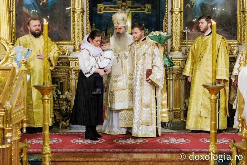 Sfântul Ierarh Iosif cel Milostiv, cinstit la Catedrala Mitropolitană din Iași: „Este numit astfel pentru că a fost bun în cuget, în inimă și în sufletul său” / Foto: Pr. Silviu Cluci