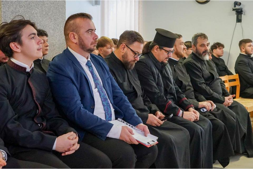 Țara de Sus, vatră de spiritualitate: Simpozion regional la Seminarul Teologic din Dorohoi